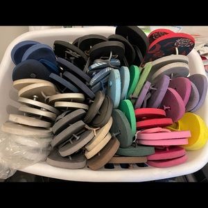 Womens old navy flip flip lot - 30 pairs!